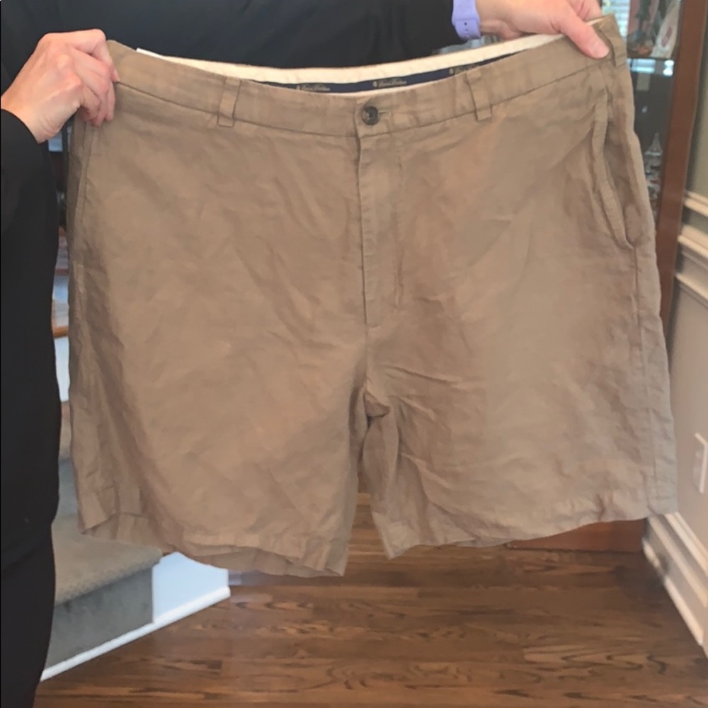 BROOKS BROTHERS LENIN AND COTTON SHORT KHAKI